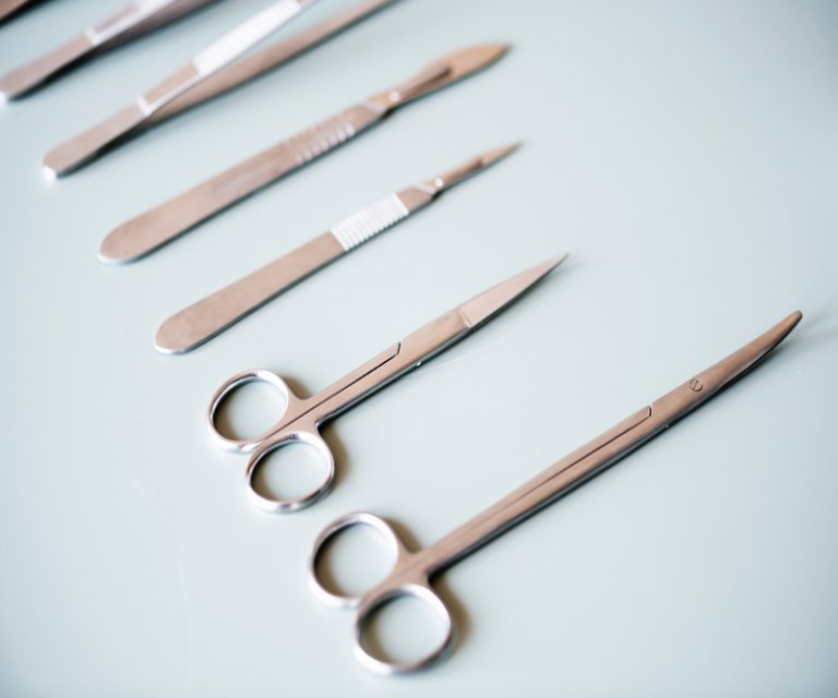 Surgery tools1 768x640